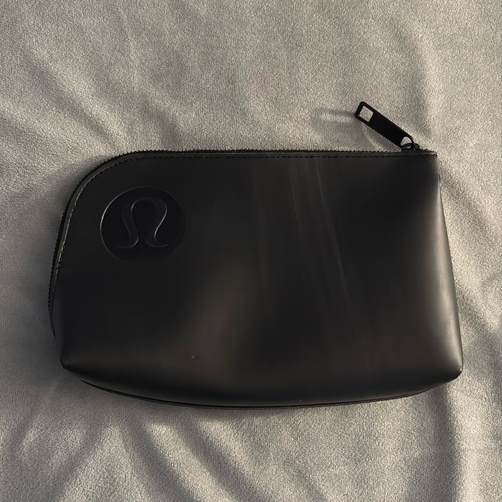 Black/Marbled Lululemon Pouch-Used
